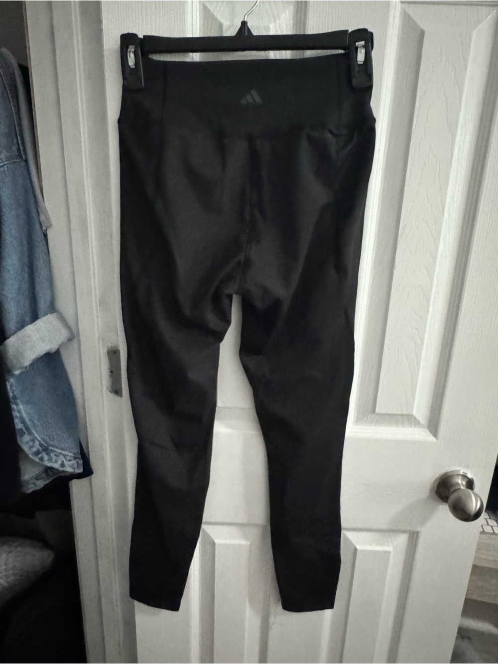 Adidas Black Leggings, never worn but don’t have tags. medium